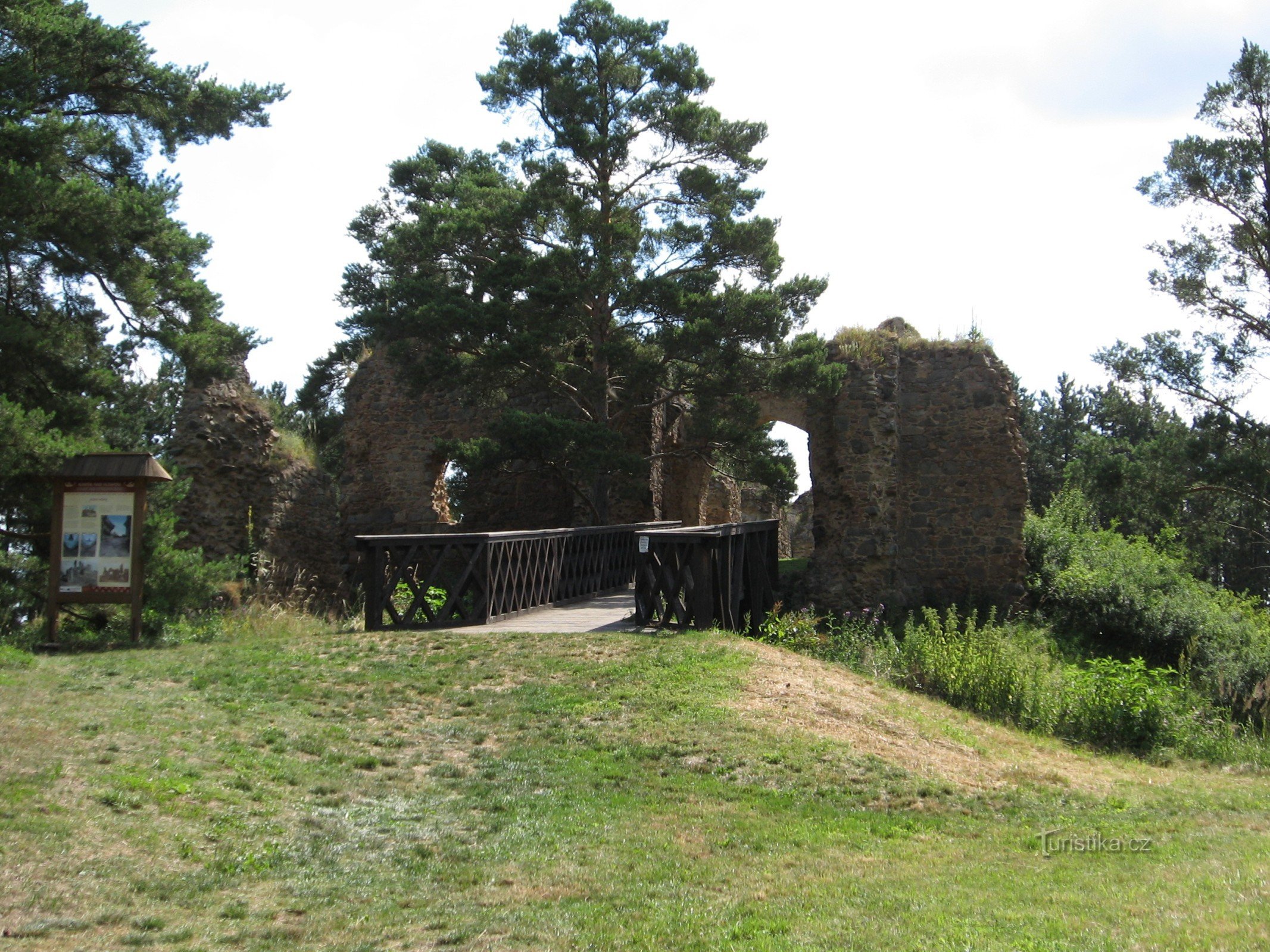 le rovine di Kamýk nad Vltavou