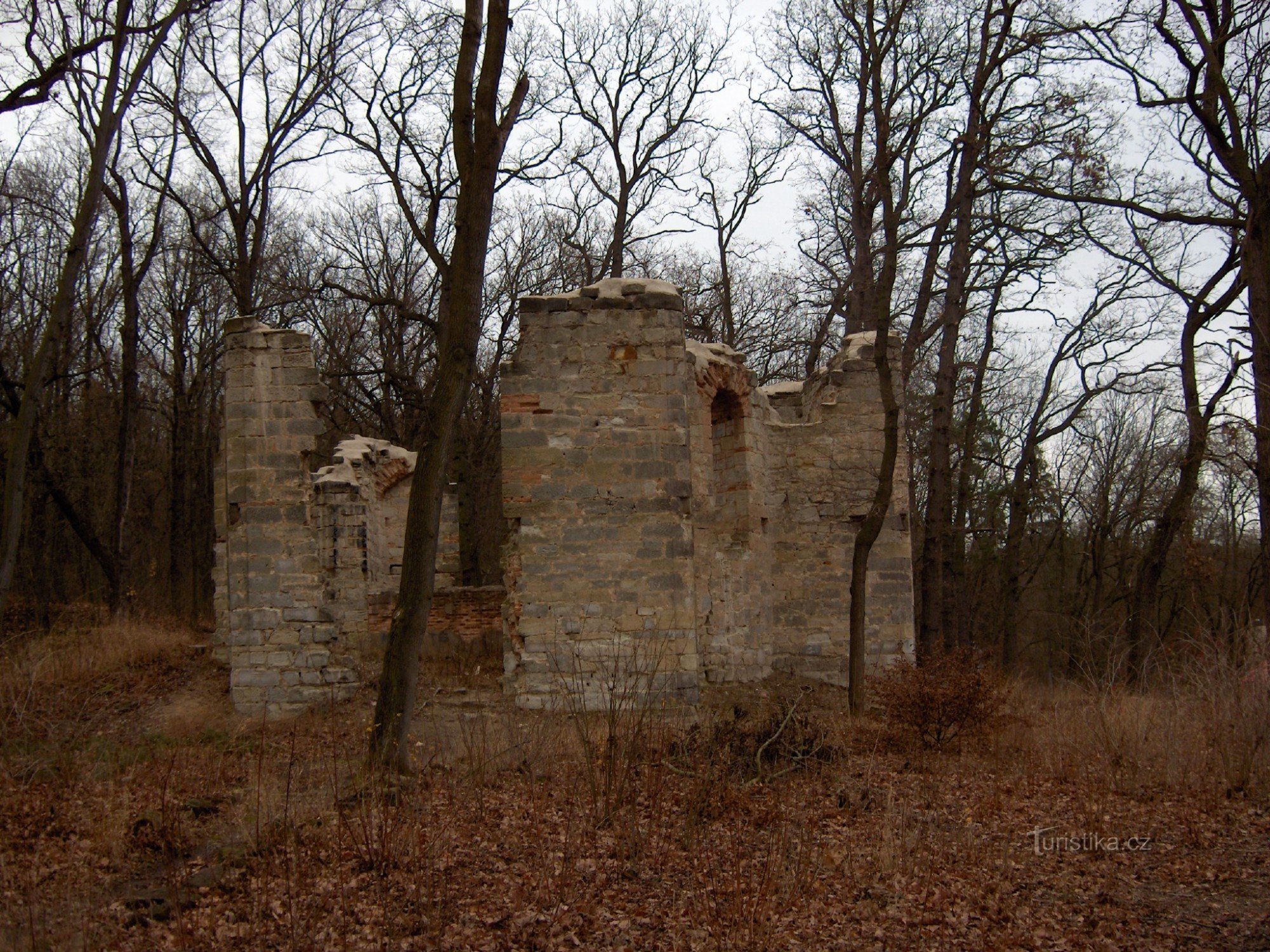 the ruins of the chapel