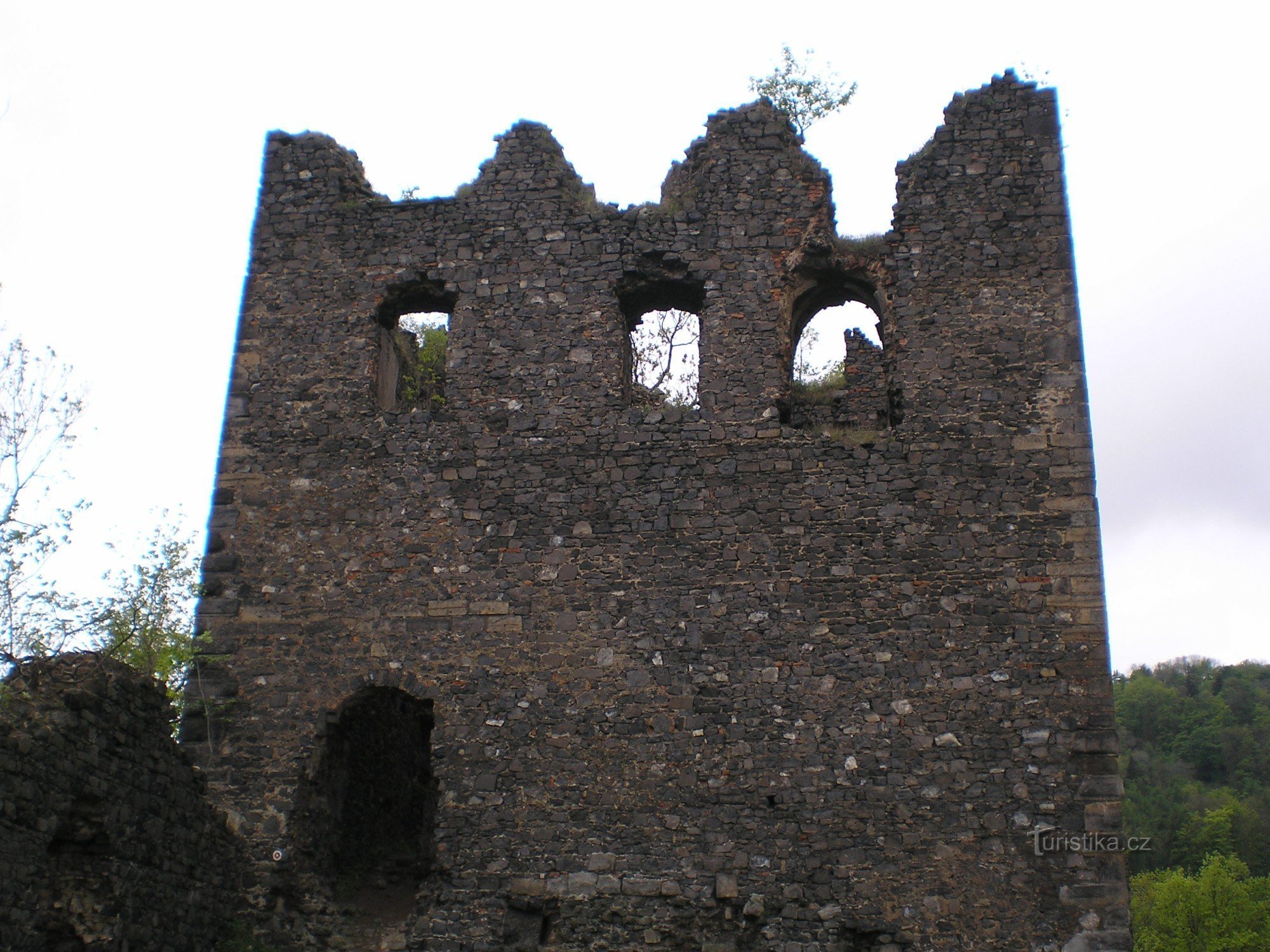 Lestkov ruins