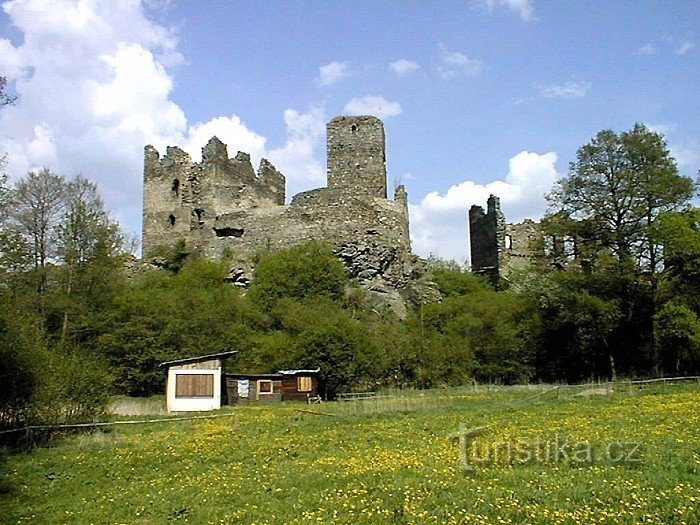 Rokštejn ruševine