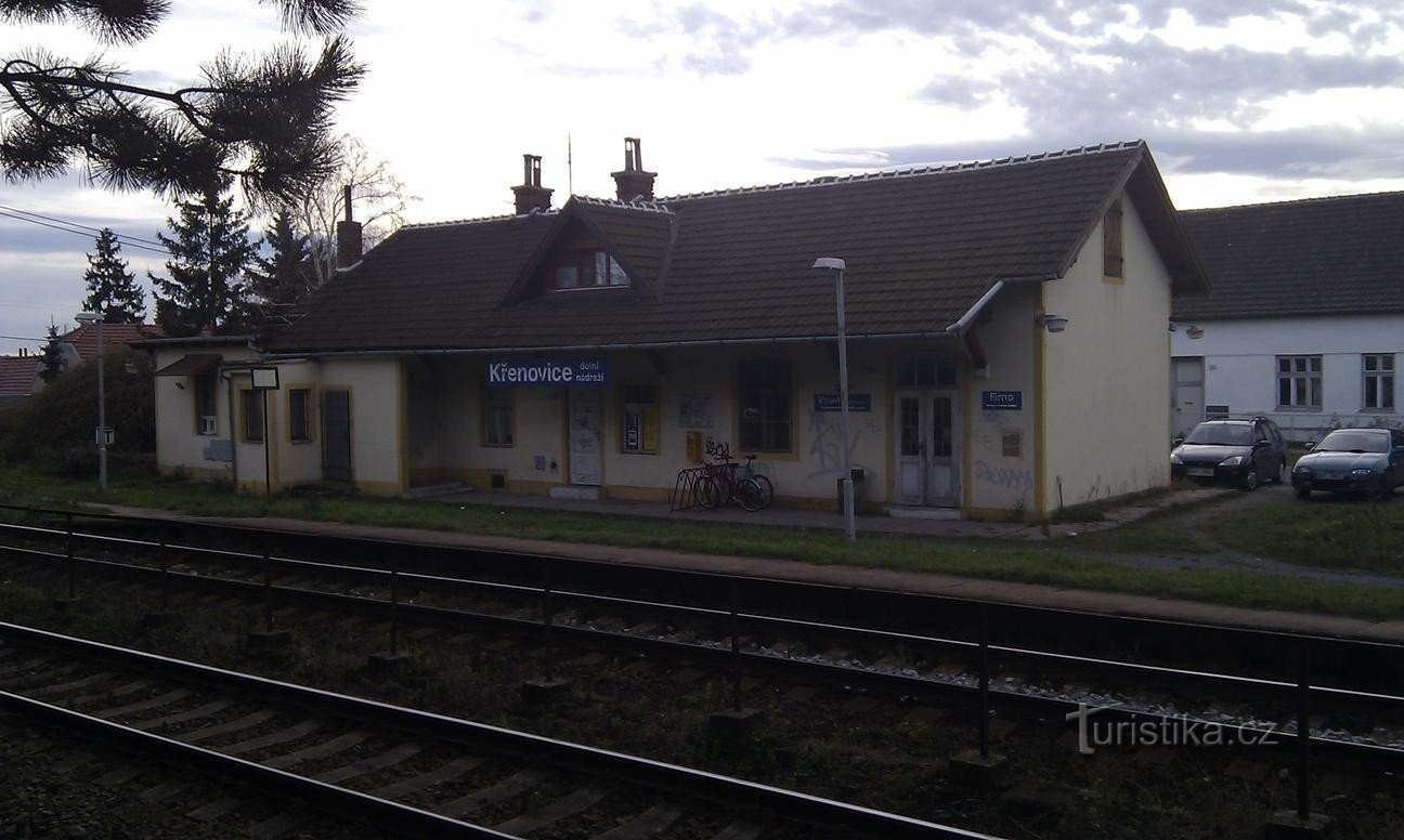 Estación de tren Křenovice estación inferior - 13.11.2010