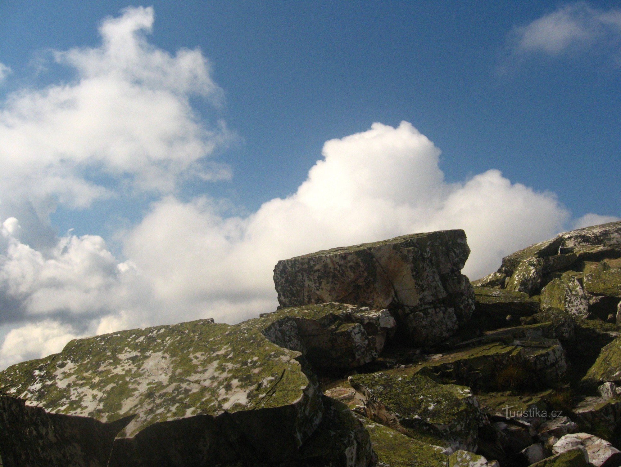 Piedras perdidas - Muro del diablo - Castillo