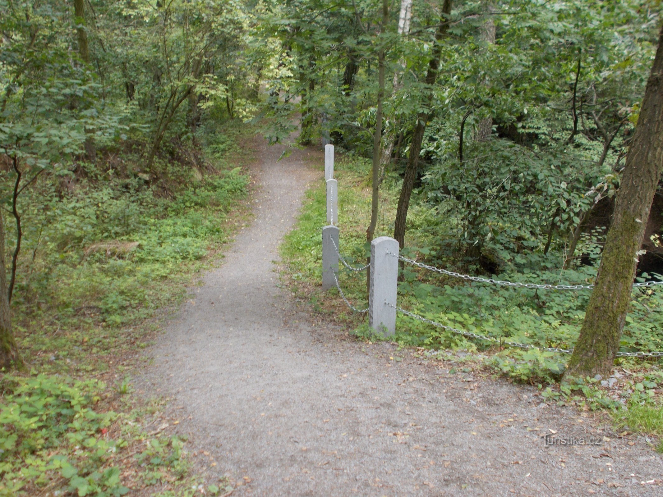 Sendero de granito Horkami