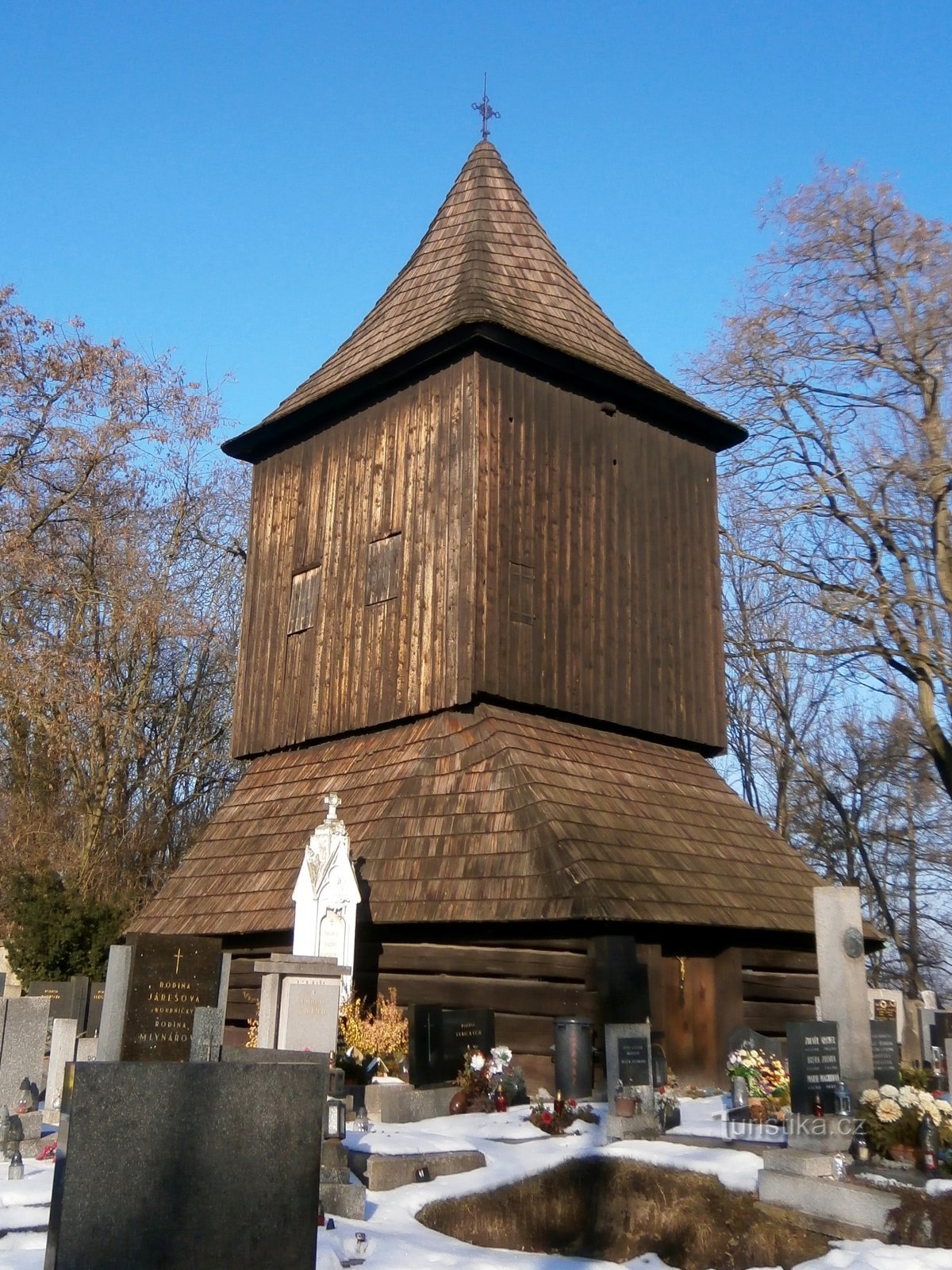 Tháp chuông tại lâu đài (Hradec Králové, 14.2.2017/XNUMX/XNUMX)