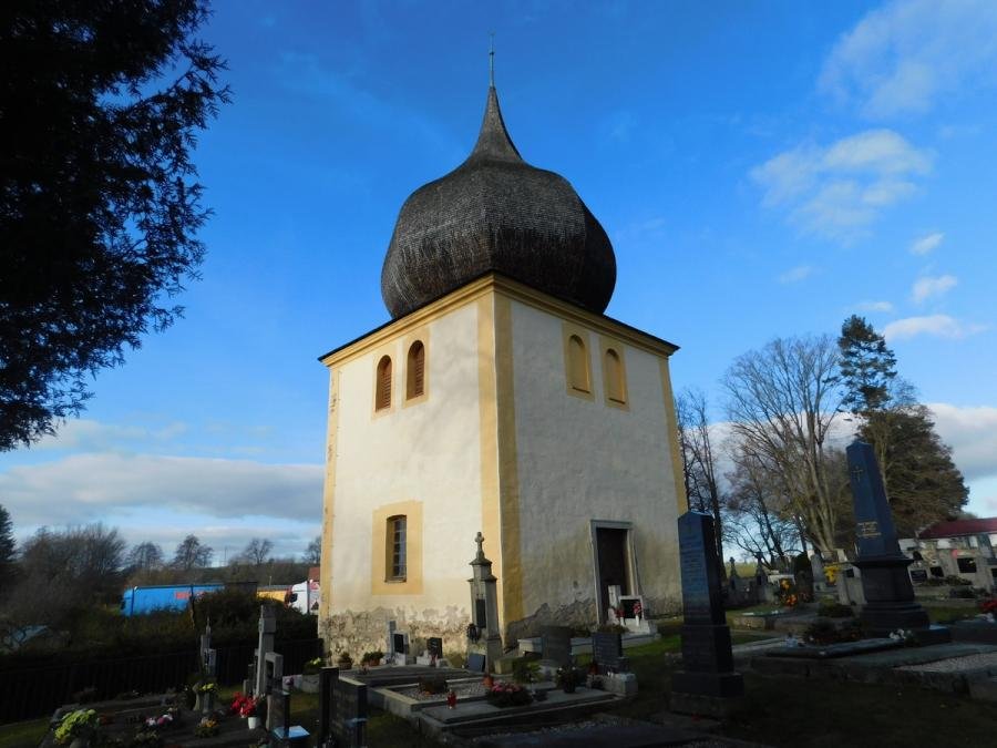 zvonice s kostnicí