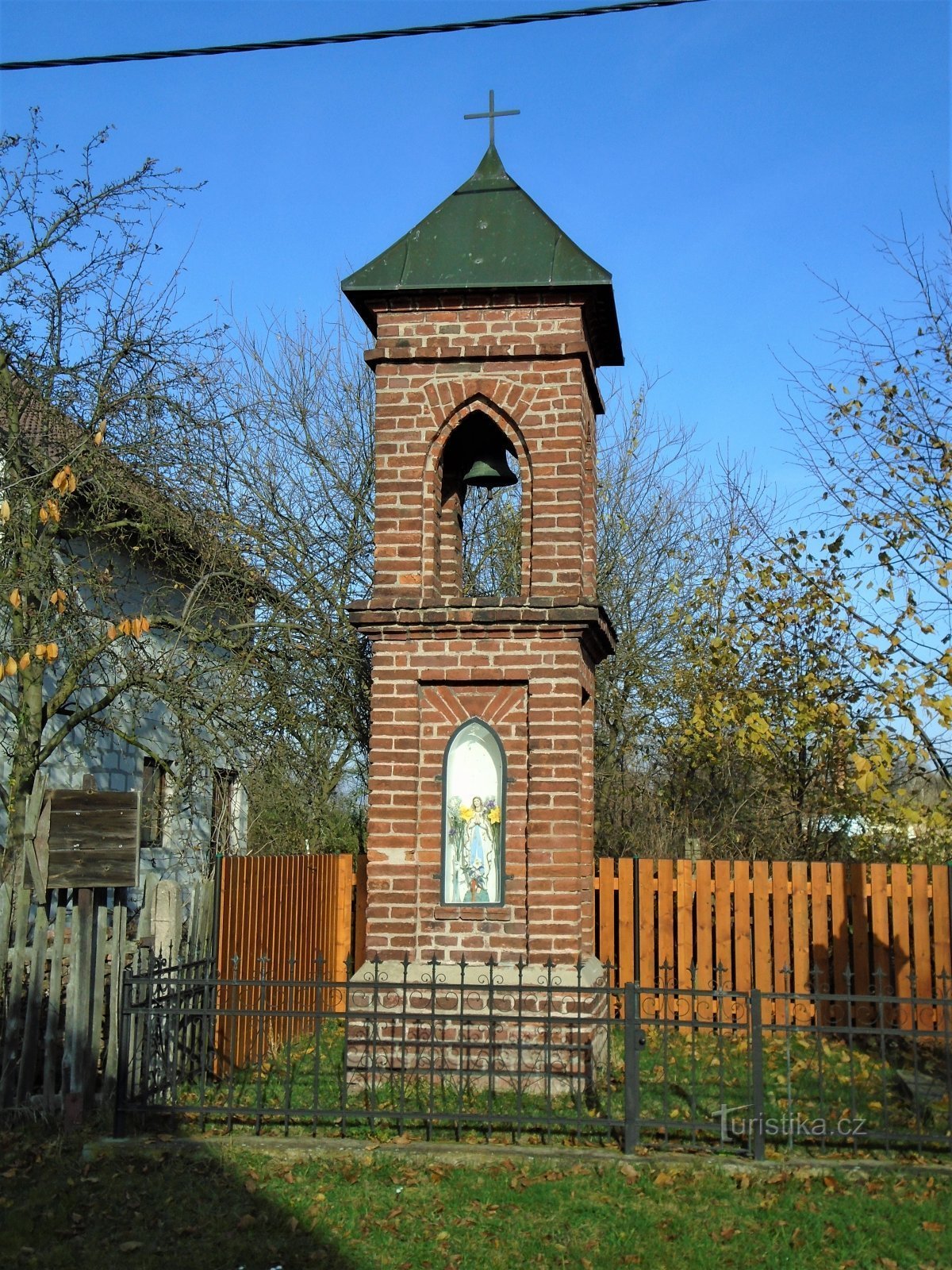 Zvonice (Trávník)