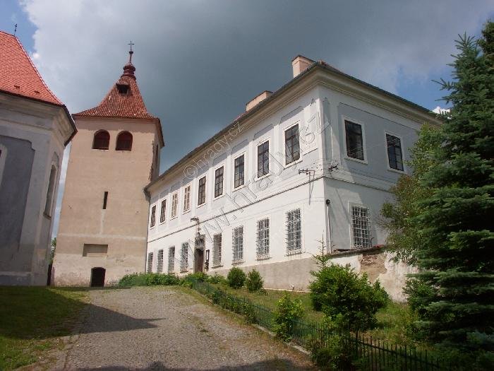 zvonice u kostela sv. Klimenta