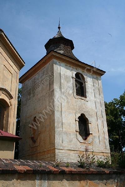 zvonice u kostela sv. Petra a Pavla