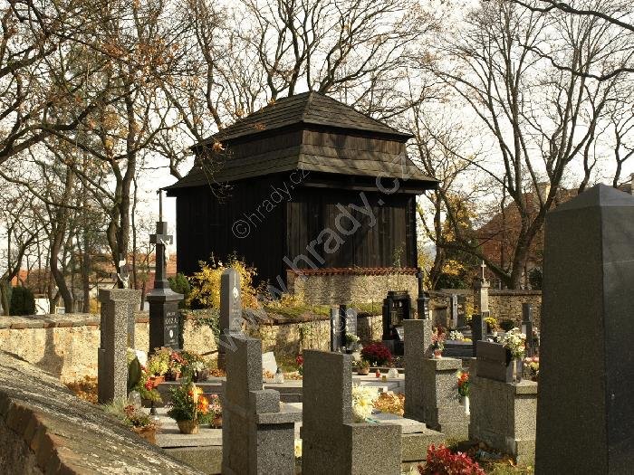 zvonice u kostela sv. Petra a Pavla