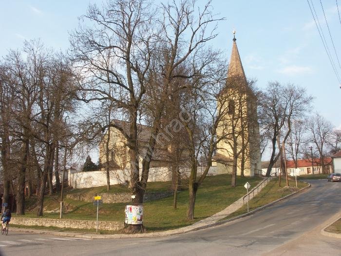 zvonice u kostela sv. Petra a Pavla