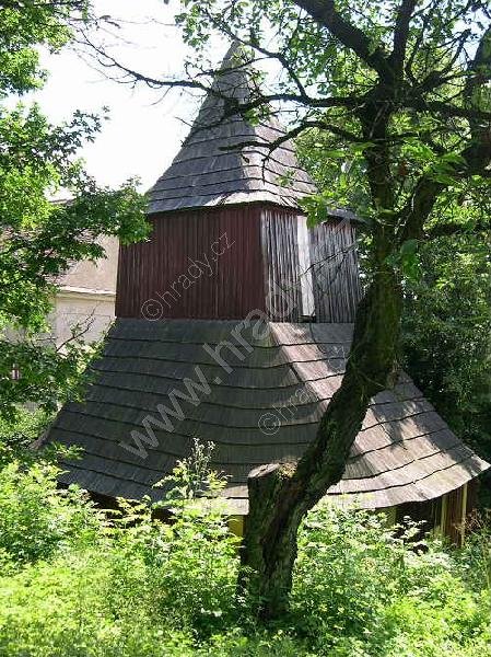 zvonice u kostela Všech svatých Zebín