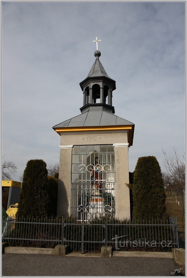 Klokkentoren in Suché Rybná