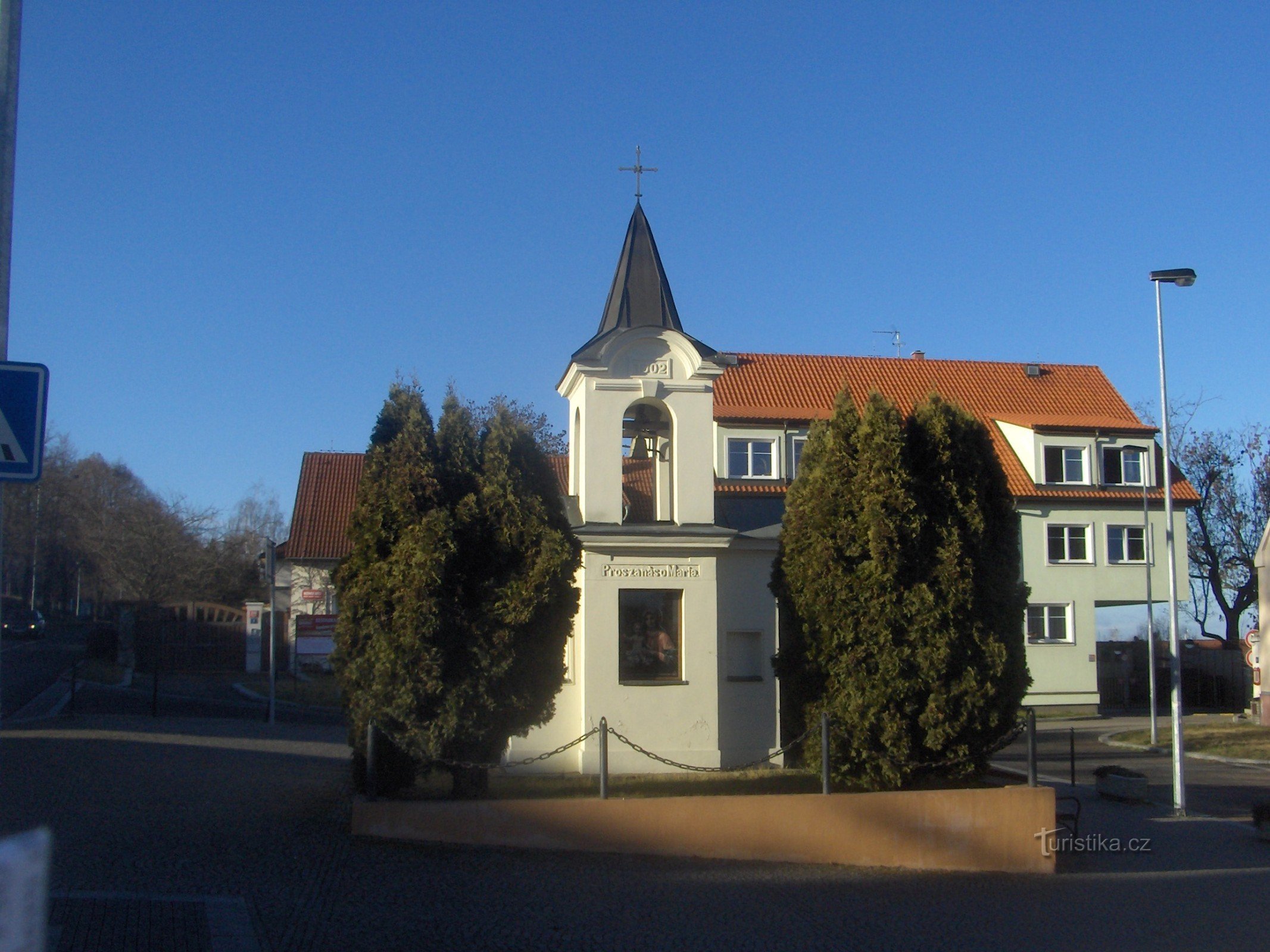 Torre sineira da Virgem Maria.