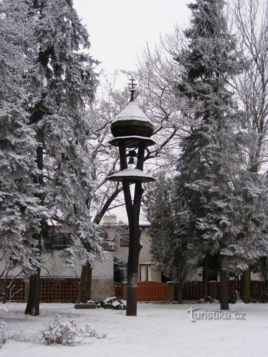 Klokkentoren onder Nový Hradec Králové