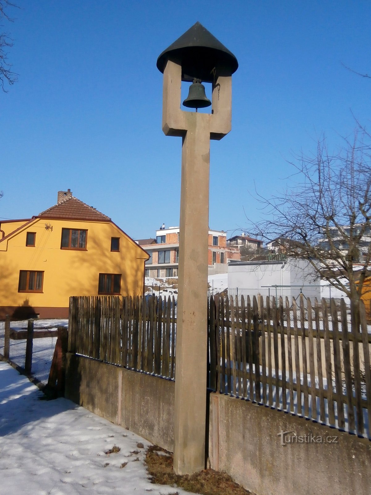 Hlavní 街的钟楼 (Hradec Králové, 14.2.2017/XNUMX/XNUMX)