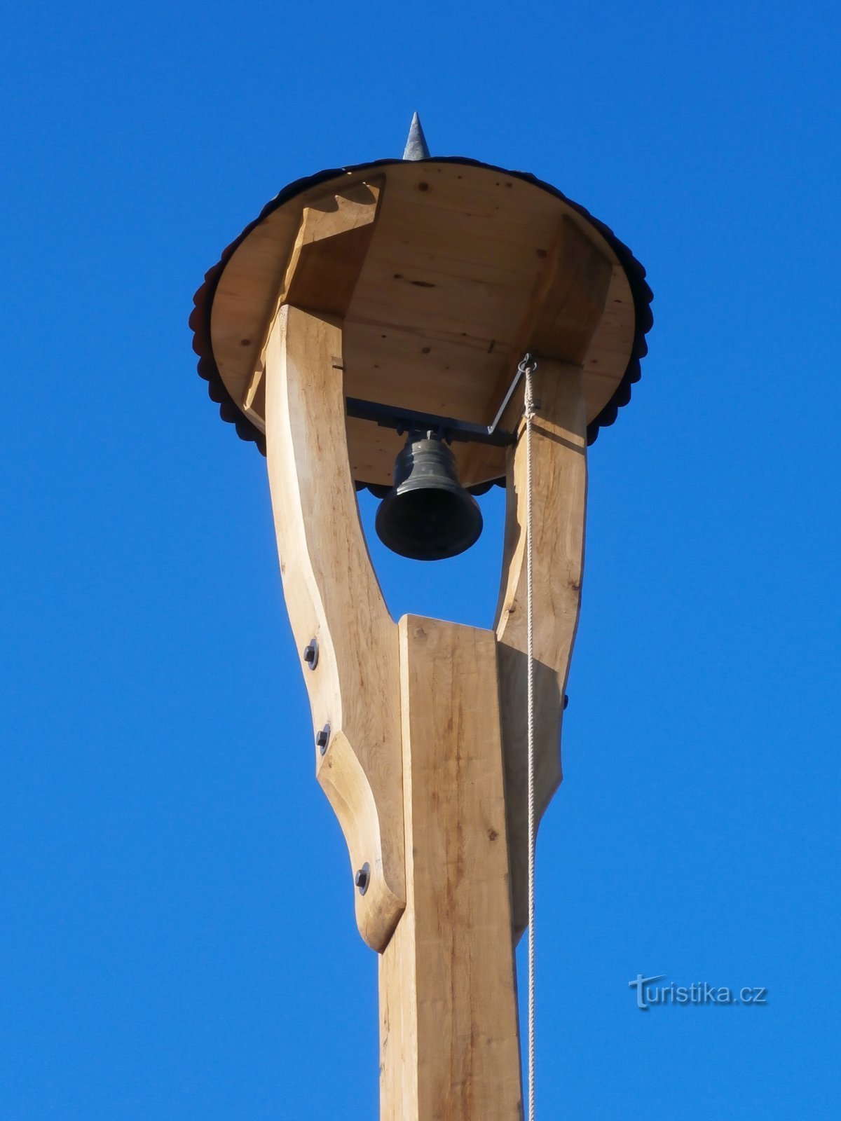 Glockenturm in Svinary (Hradec Králové, 21.2.2014)